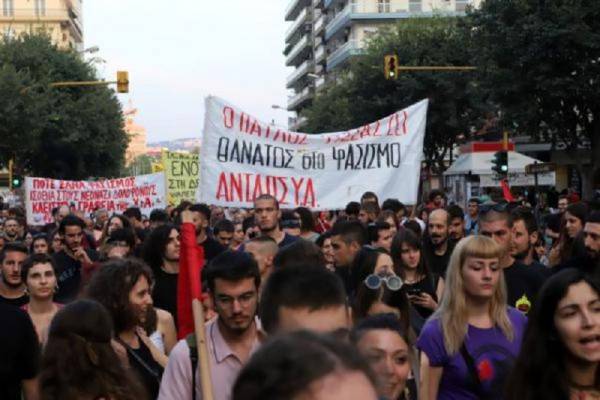 ΑΝΤΑΡΣΥΑ: Ο Παύλος Φύσσας ζει! Τσακίστε τους ναζί! Όλοι/ες στις αντιφασιστικές εκδηλώσεις και τη διαδήλωση 18/9 στο Κερατσίνι