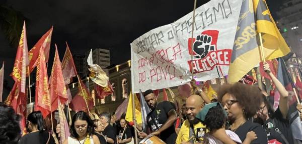 4ης Διεθνής: Σε σχέση με την αντιφασιστική συνδιάσκεψη στο Πόρτο Αλέγκρε