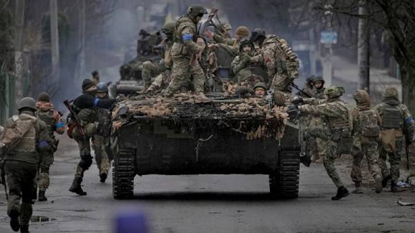 From the river to the sea, help Ukraine to be free -Δημήτρης Καρέλλας, Τάσος Αναστασιάδης