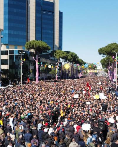 Αλβανία: συνεχίζονται οι μαζικές κινητοποιήσεις ενάντια στην ακρίβεια