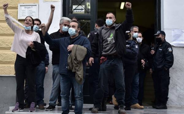 140 ψηφίσματα αλληλεγγύης απαιτούν την αθώωση των συλληφθέντων στα Σεπόλια