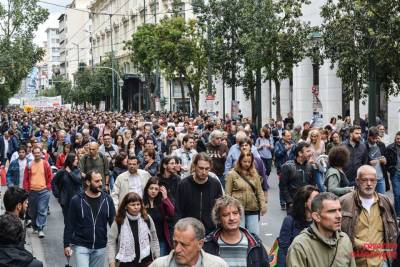 Πανεργατική απεργία 17 Μάη. Φωτογραφίες από τις απεργιακές κινητοποιήσεις στην Αθήνα