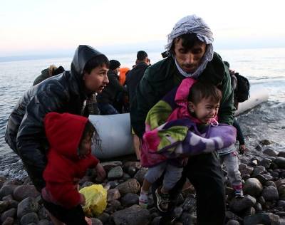 ΚΕΕΡΦΑ-Πέμπτη 5 Μάρτη, Προπύλαια 6.30 μμ Αφήστε τους πρόσφυγες να έρθουν, ανοίξτε τα σύνορα τώρα!