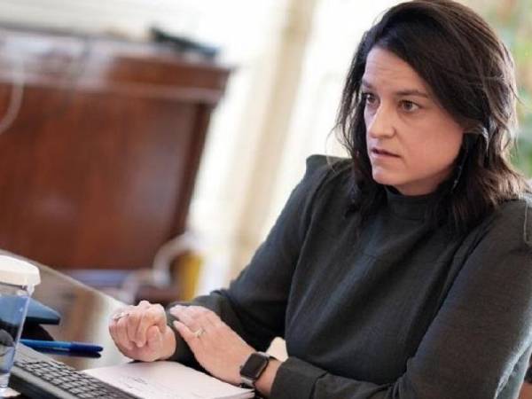 ΔΟΕ-ΟΛΜΕ γυρνούν την πλάτη στην Κεραμέως: Καμιά συμμετοχή στις ηλεκτρονικές "εκλογές" της 7 Νοεμβρίου