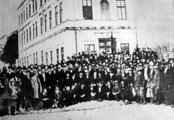Η Ρωσική Επανάσταση στην Ανατολική Ευρώπη: «Αποφάσεις της κομμουνιστικής Διάσκεψης των Βαλκανίων» στη Σόφια το Γενάρη του 1920