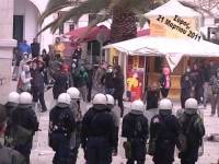 Η ΑΝΤΑΡΣΥΑ Σύρου καταγγέλλει την ποινική δίωξη 11 πολιτών της Σύρου για τη συμμετοχή τους στη λαϊκή κινητοποίηση στις 21 Μάρτη 2011.