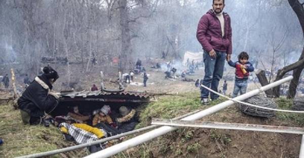 ΑΔΚ: 04.03 στις 18:00 στο κτίριο Γκίνη, συνέλευση για τον συντονισμό Αντιπολεμικών-Διεθνιστικών δράσεων Αλληλεγγύης σε μετανάστ(ρι)ες /πρόσφυγες