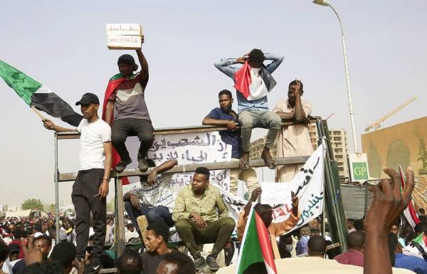 Έκκληση για αλληλεγγύη στη Σουδανική εξέγερση που χτυπιέται από τη στρατιωτική κυβέρνηση