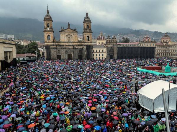 Κολομβία, 21 και 22 Νοέμβρη: Ο λαός στους δρόμους