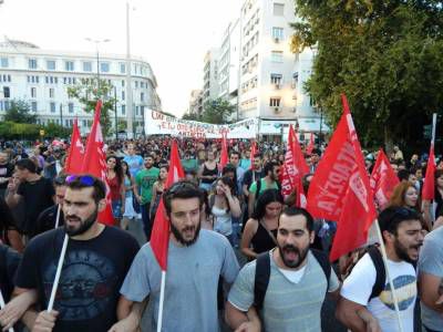 Κάλεσμα της ΑΝΤΑΡΣΥΑ σε συγκέντρωση στα Προπύλαια στις 21:30, Κυριακή 5/7