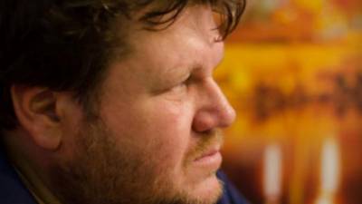 Αστυνομικοί και στρατιωτικός επιτέθηκαν φραστικά και απείλησαν δημοσιογράφο της Μυτιλήνης