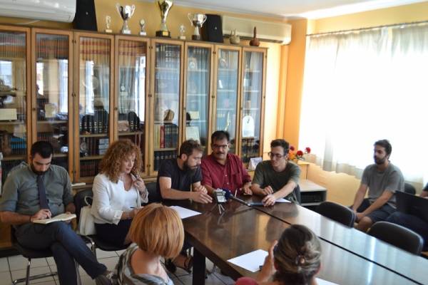 «Είμαστε τα ακραία στοιχεία που υπερασπίζονται τους πρόσφυγες» : Η συνέντευξη Τύπου των συλληφθέντων της αντιφασιστικής συγκέντρωσης