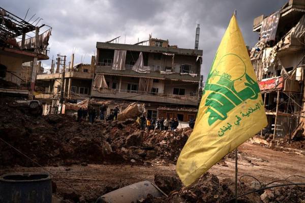 Καθώς η Χεζμπολλάχ ενώνει τις δυνάμεις της με το Ιράν, ο Λίβανος επιστρέφει στο σημείο μηδέν