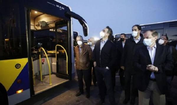 ΕΑΣ: Ανακοίνωση για την φιέστα της κυβέρνησης για την πανάκριβη ενοικίαση μεταχειρισμένων λεωφορείων.