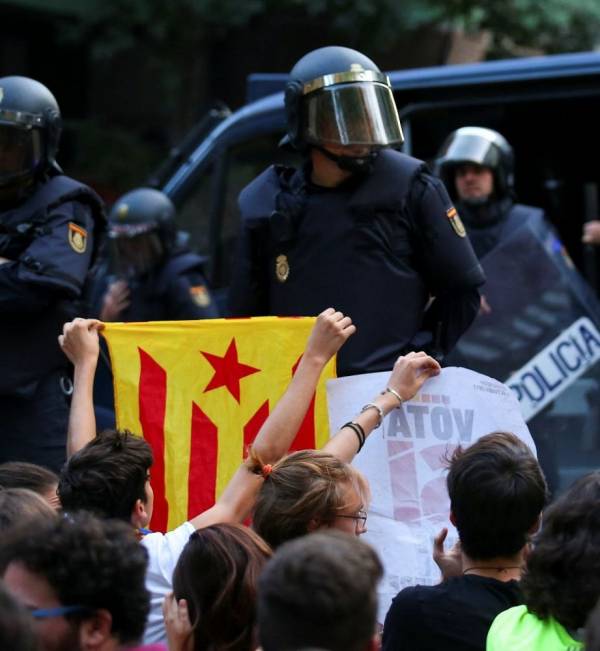 Προσπαθώντας να σταματήσουν το δημοψήφισμα της Καταλονίας, έχουν προκαλέσει κάτι πολύ μεγαλύτερο
