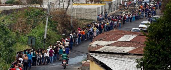 Βενεζουέλα: Μια «ανθρωπιστική» μονομαχία σε βάρος του πληθυσμού