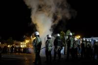 100 προσαγωγές προσφύγων στη Μυτιλήνη – καμία προσαγωγή φασίστα