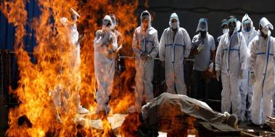 Κερδίζοντας από το θάνατο - Η αντιμετώπιση της πανδημίας από τον Μόντι στη νεοφιλελεύθερη Ινδία - Tithi Bhattacharya