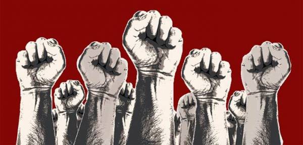 Κάλεσμα για τη δημιουργία δημοτικής αγωνιστικής κίνησης, ενάντια σε κυβέρνηση, κεφάλαιο και ΕΕ. Ενάντια στον ρατσισμό, τον φασισμό, και τον εθνικισμό.