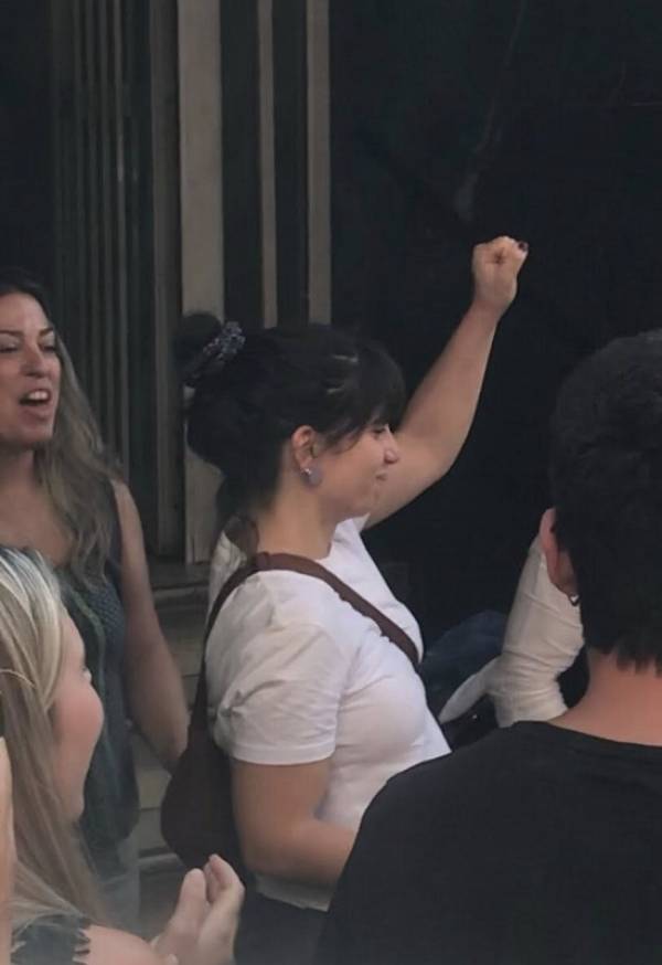 Καταγγέλλουμε τις τρομοκρατικές ενέργειες της ΕΛ.ΑΣ, την απαγωγή και τη βίαιη αρπαγή και προσαγωγή της συντρόφισσάς μας Δήμητρας Τάσσου