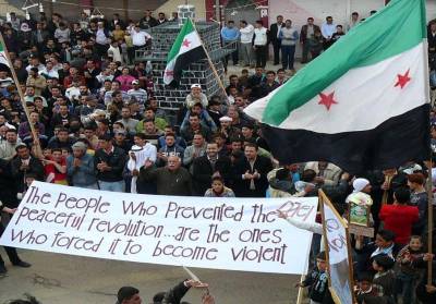 Οι ΗΠΑ εναντίον του Ελεύθερου Συριακού Στρατού και εναντίον της Τζάμπχατ αν-Νούσρα (και της ISIS)